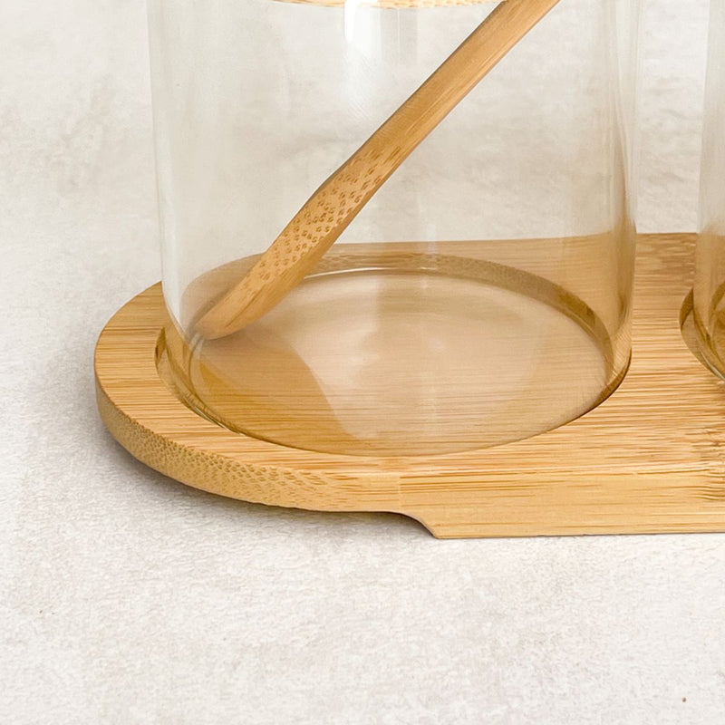 KIT COM 3 POTINHOS DE VIDRO COM BANDEJA